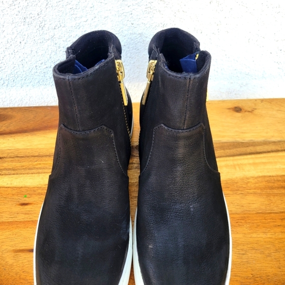 Kenneth Cole New York Kiera  Size 8 - Picture 9 of 16